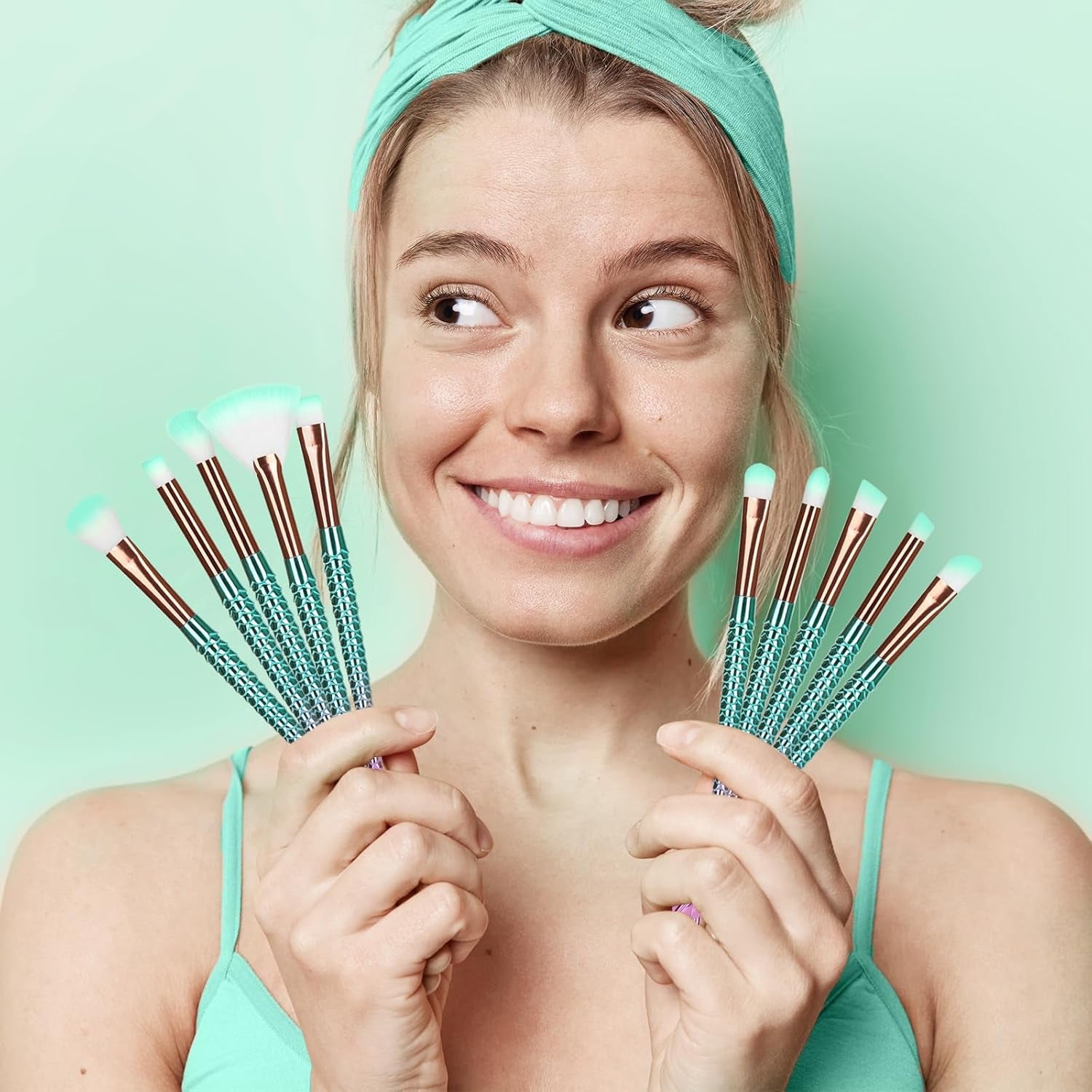 Makeup Brush Set 10Pcs Eye Makeup Brushes, Eyeshadow Concealer Eyeliner Brow Blending Brush Tool