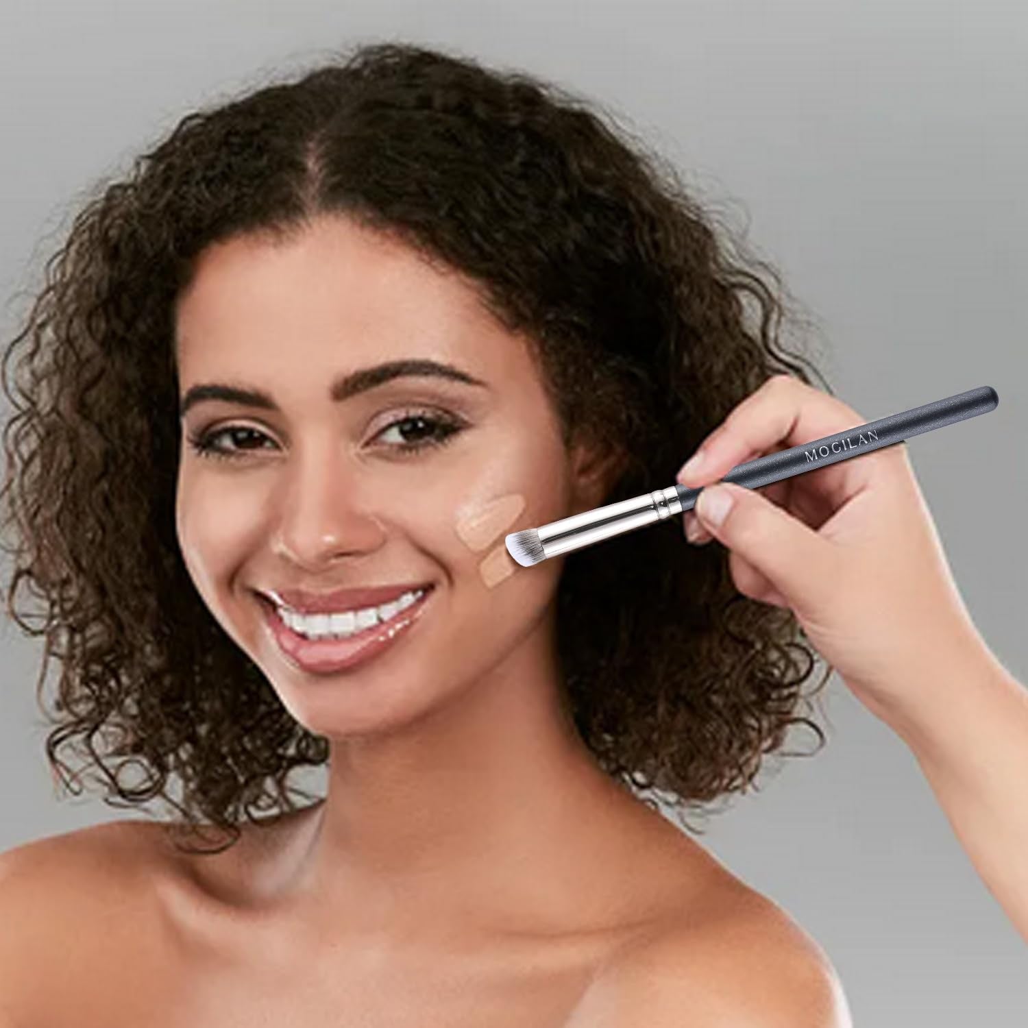Concealer Brushes Set 4PCS Mini Makeup Brushes for under Eye Concealer Dark Circles Puffiness Foundation Blending with Liquid Cream Powders